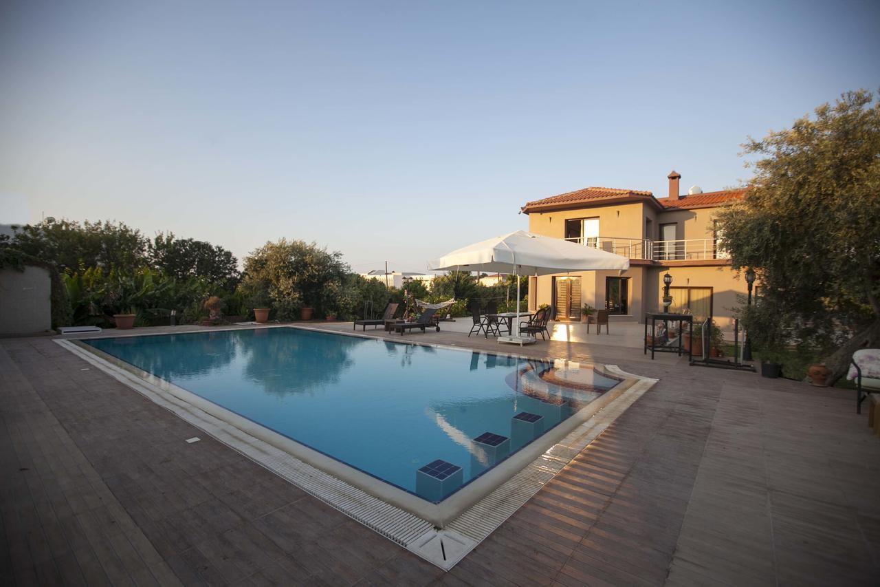 Hera Kyrenia Bb Kazaphani Exterior foto